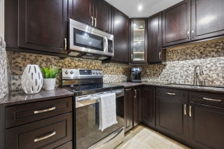 Unit 101-2315 Bromsgrove Rd, Mississauga, ON L5J 4A6, Canada, ,  